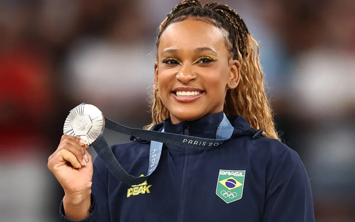 prêmio, troféu, condecoração;