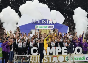 campeonato, torneio, competição;
