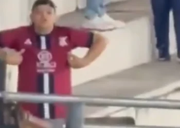penalidade, sanção, punição, condenação;