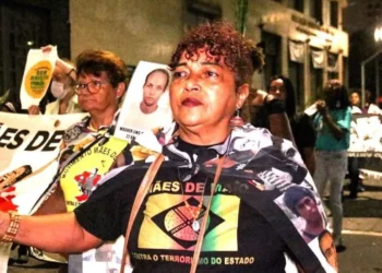 liderança, ativista, referência;