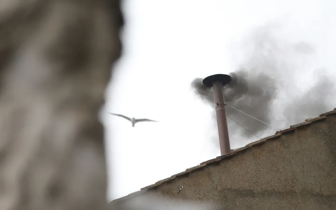 neblina, vapor, fumos;