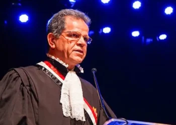 magistratura, judiciário, tribunal;
