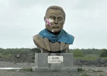 Empresa de Foguetes, Empresa Espacial, Montadora Tesla;