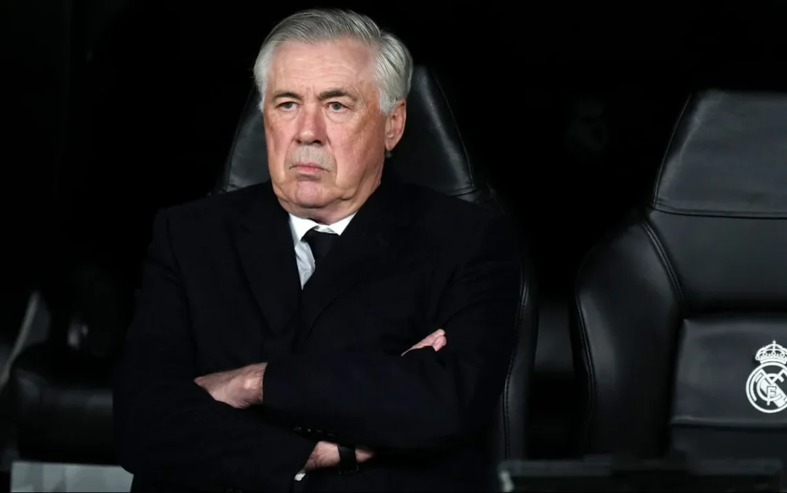 treinador, técnico, comandante;
