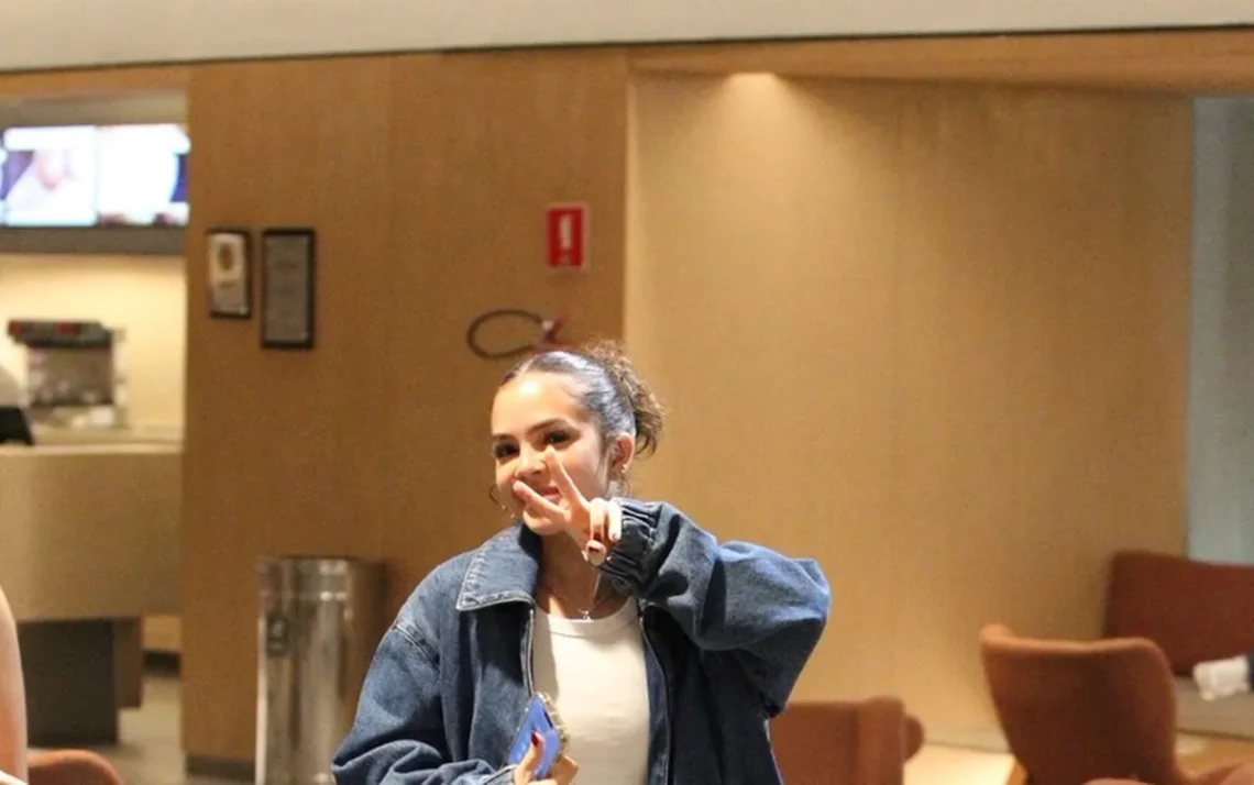 atriz, celebridade, personalidade;