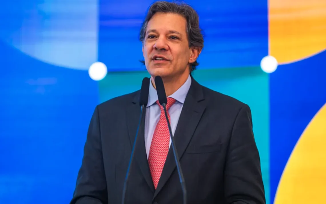 autoridade, governante, dirigente, líder, chefe;