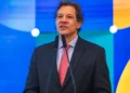 autoridade, governante, dirigente, líder, chefe;