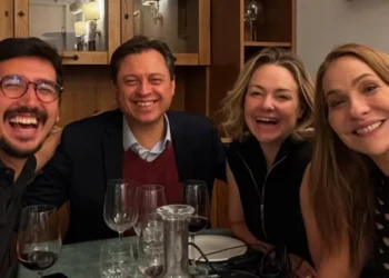 apresentadora, comunicadora, repórteres';