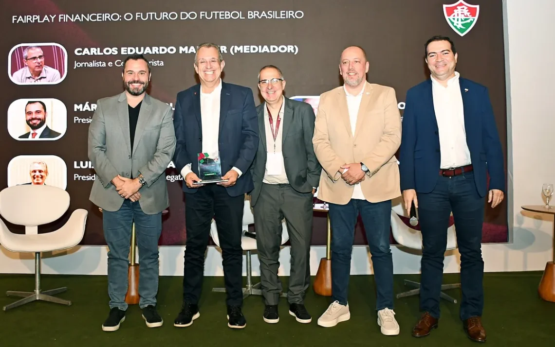 justiça esportiva, equidade financeira, transparência;