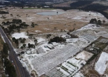 nevasca, precipitação invernal, queda de neve, gelo;