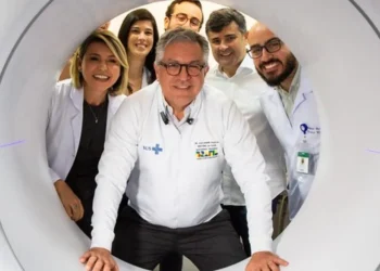 assistência médica, cuidado médico, atendimento médico;
