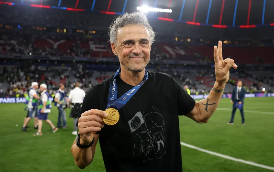treinador, técnico, comandante';