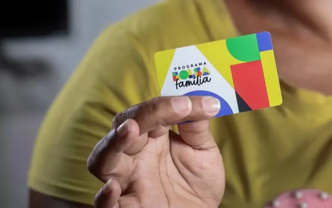 Programa de Assistência, Auxílio Social, Benefício Governamental;
