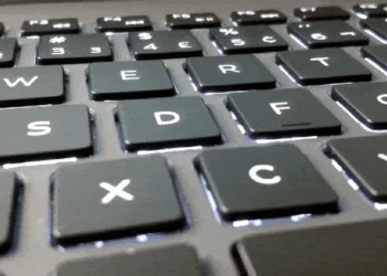 datilografia, digitação rápida, digitação precisa';