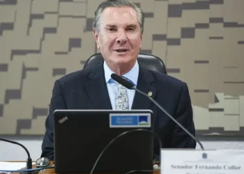 reclusão, detenção, encarceramento, pena;
