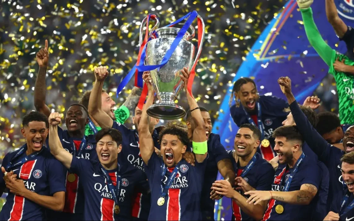 time francês, equipe parisiense, clube parisiense';