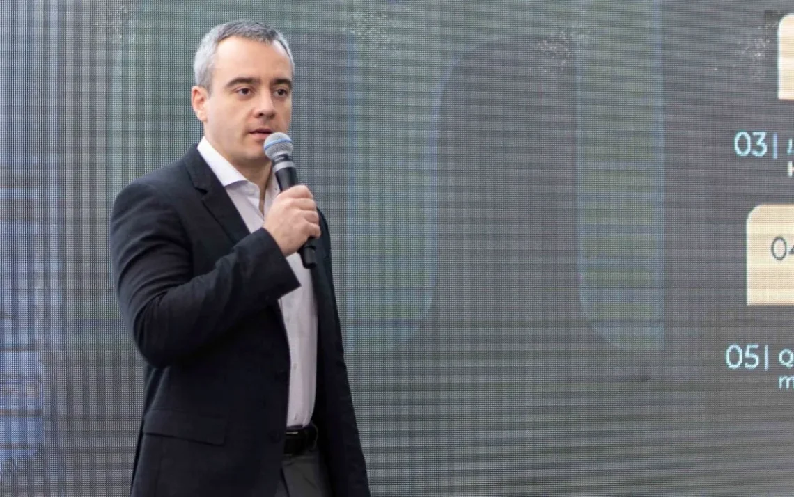 incorporadora, companhia, empresa';