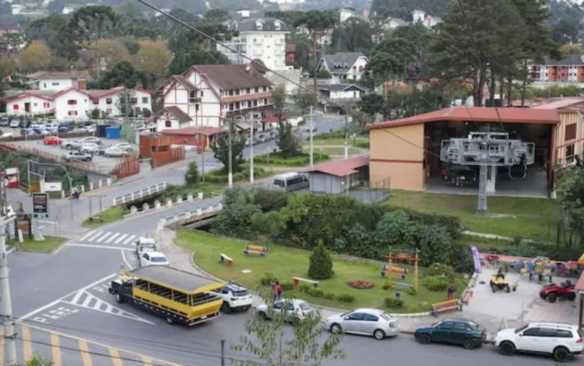 gelo, geada, neve;