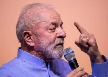 negociação, pacto, convenção, tratado;