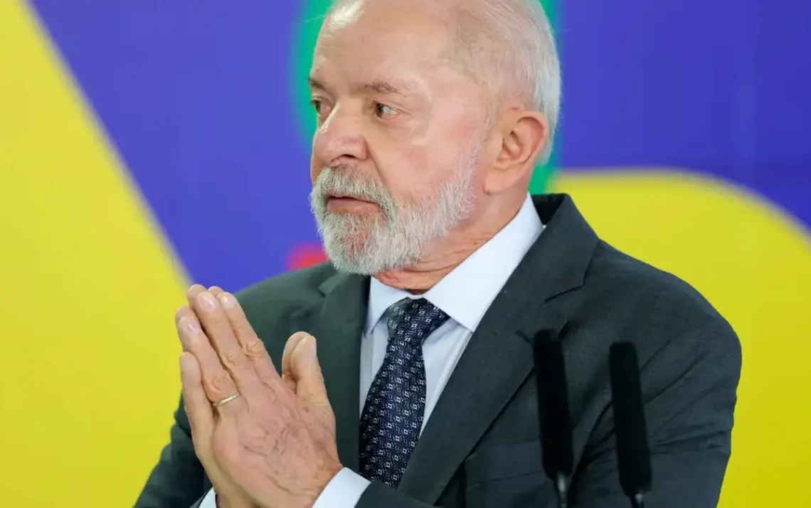 presidente, chefe de estado, líder político;